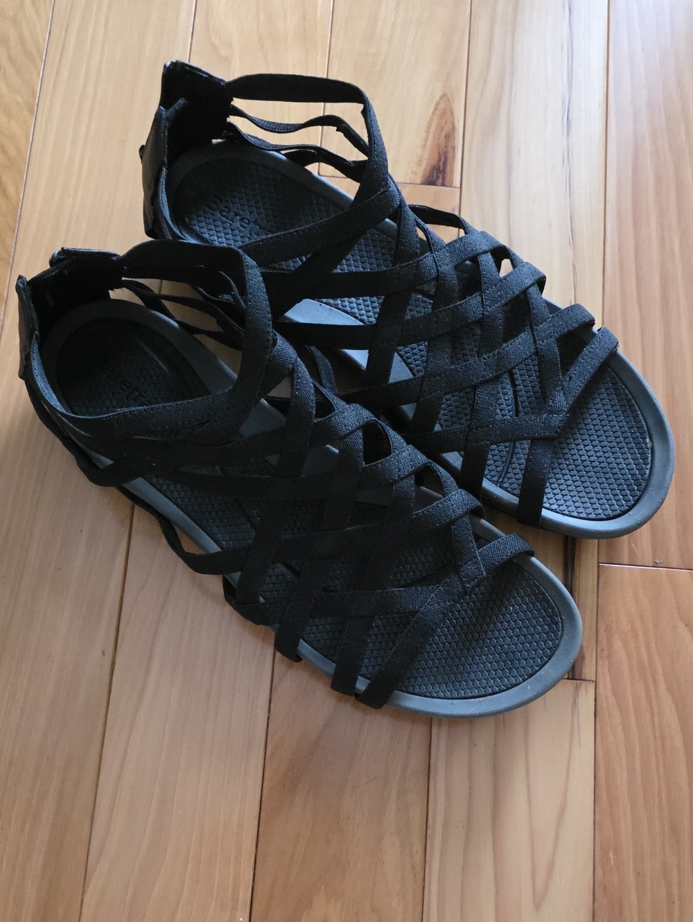 Baretraps "Samina" Women’s Black Strappy Gladiator Sandals